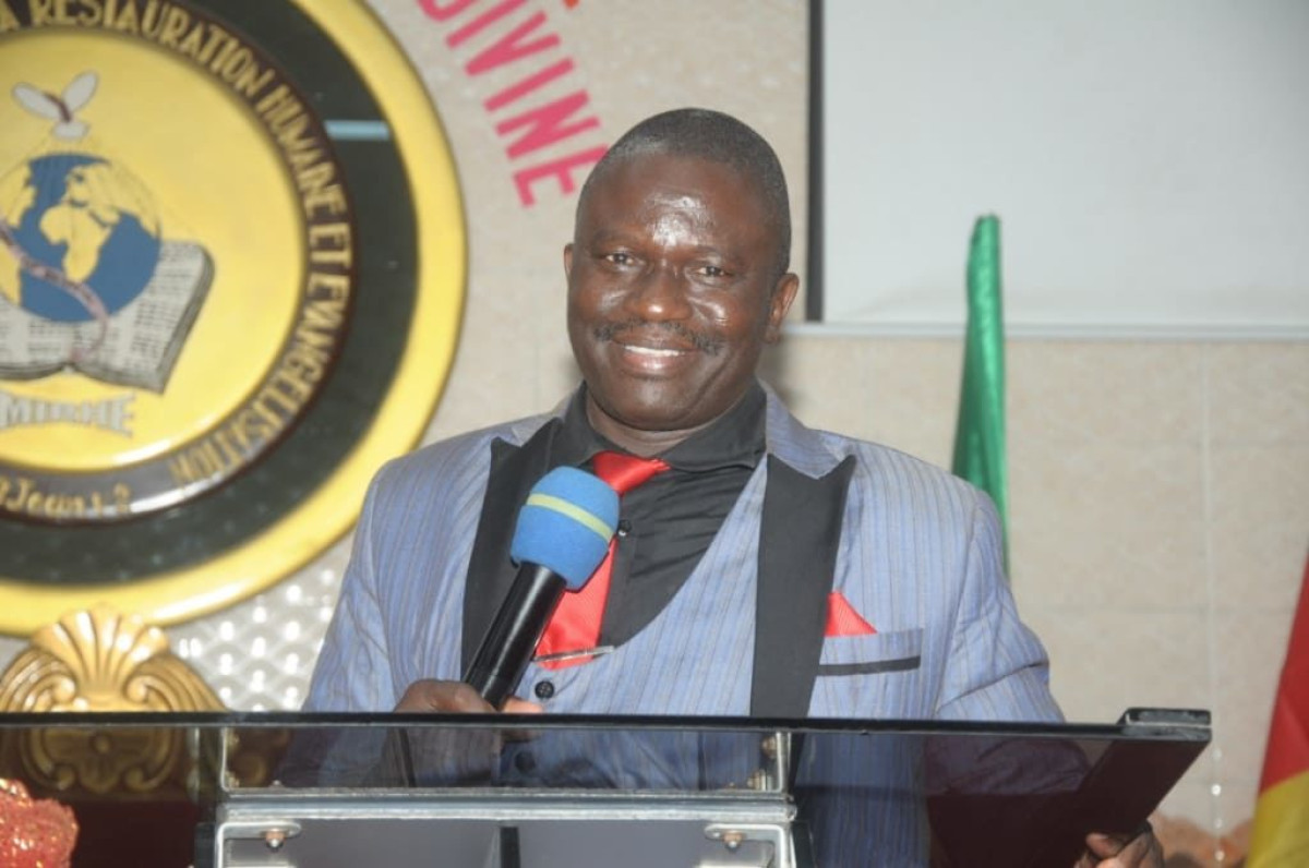 COIN DES VERTUS : 3 armes pour vaincre la médisance avec le pasteur Amos Tankaya