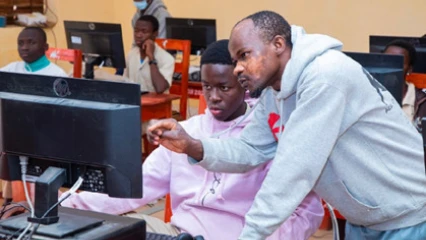 Senum 2025 à Cotonou : les élèves et les étudiants ont-ils accès aux outils numériques ?