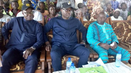 CAMPAGNE ÉLECTORALE DU BLOC RÉPUBLICAIN À PARAKOU : Samou Seïdou Adambi reçoit le soutien des populations de Tourou et Bakpérou