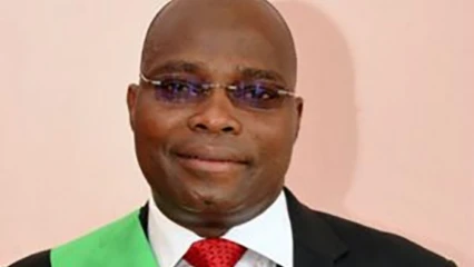 APRES SA NOMINATION AU POSTE D&rsquo;AMBASSADEUR,  L&rsquo;He Adam Bagoudou présente sa lettre de démission au président Vlavonou