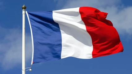 PRÉSIDENTIELLE DE 2022 EN FRANCE : Douze candidats, dont Emmanuel Macron en lice
