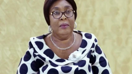 ARNAQUE DANS L’ORGANISATION DES CONCOURS AU BENIN : La ministre de la fonction publique appelle à la vigilance