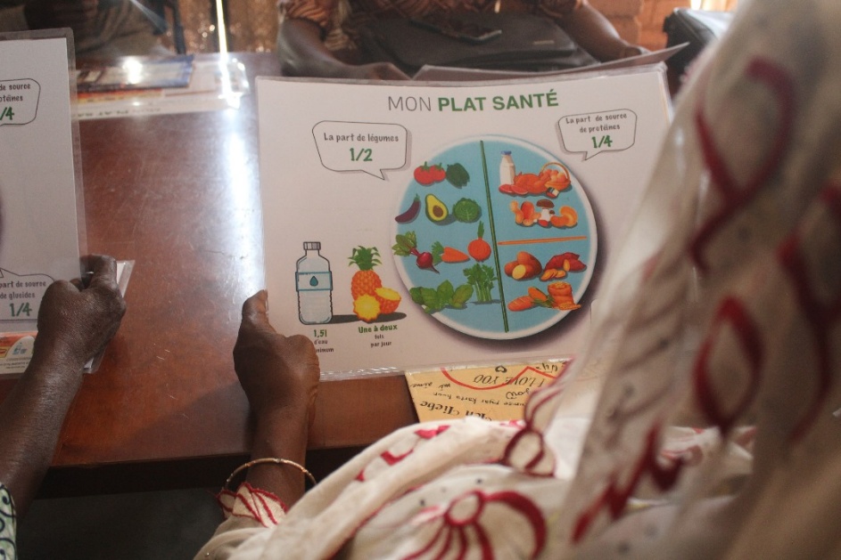 Lutte contre les mnt: le ''Plat Santé'', une arme de Hubi et Vinciane