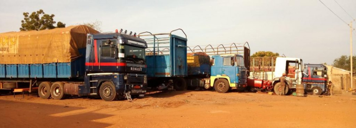 CONDUCTEURS DE CAMIONS GROS PORTEURS AU BENIN : Un métier de grands risques et de grands vices