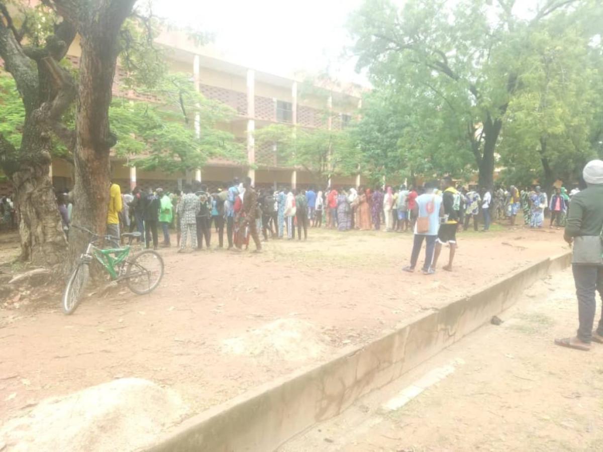 PARAKOU/RETRAIT DES RELEVÉS DE NOTES DU BAC 2023 : Les candidats se plaignent des notes obtenues