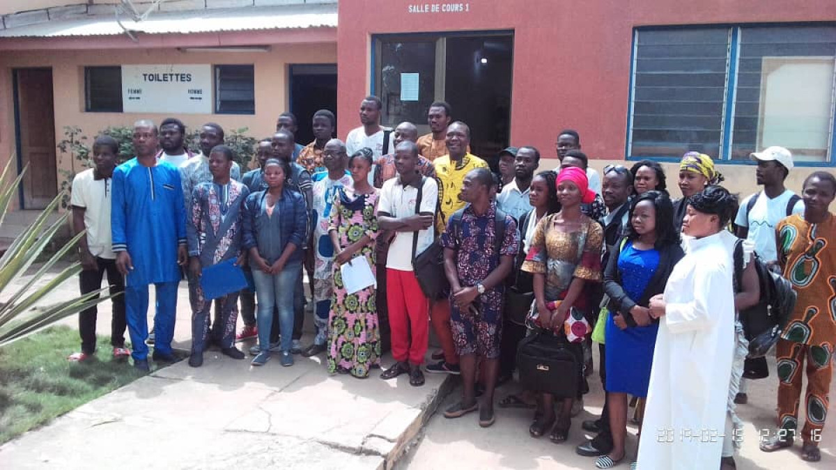 POUR LE DÉVELOPPEMENT DU CINEMA BENINOIS,  Fredy Boris Agblo échange avec les cinéastes de Parakou