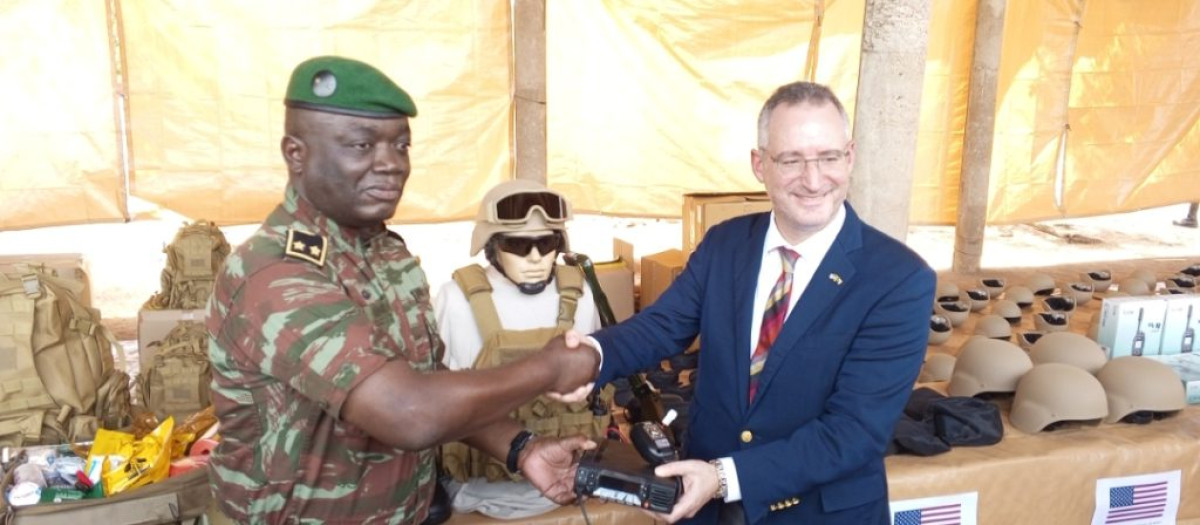 POUR UNE LUTTE EFFICACE CONTRE LE TERRORISME : Les États-Unis dotent les Forces Armées Béninoises de matériels militaires