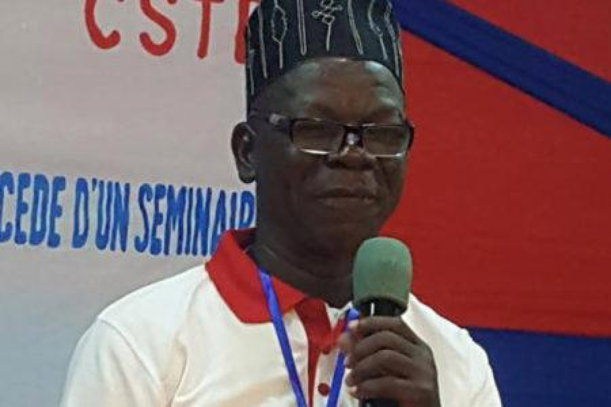 TRAVAUX DE NEGOCIATION ENTRE GOUVERNEMENT ET CONFEDERATIONS SYNDICALES : Kassa Mampo s’insurge contre l’imposition du pass sanitaire