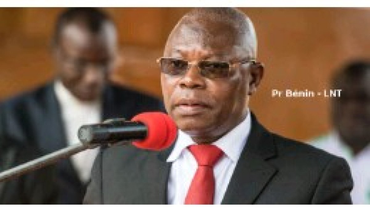 INTERDICTION DES CONTRIBUTIONS DES PARENTS DANS LES ECOLES PUBLIQUES DU BENIN  : Salimane Karimou rame-t-il à contre courant ?