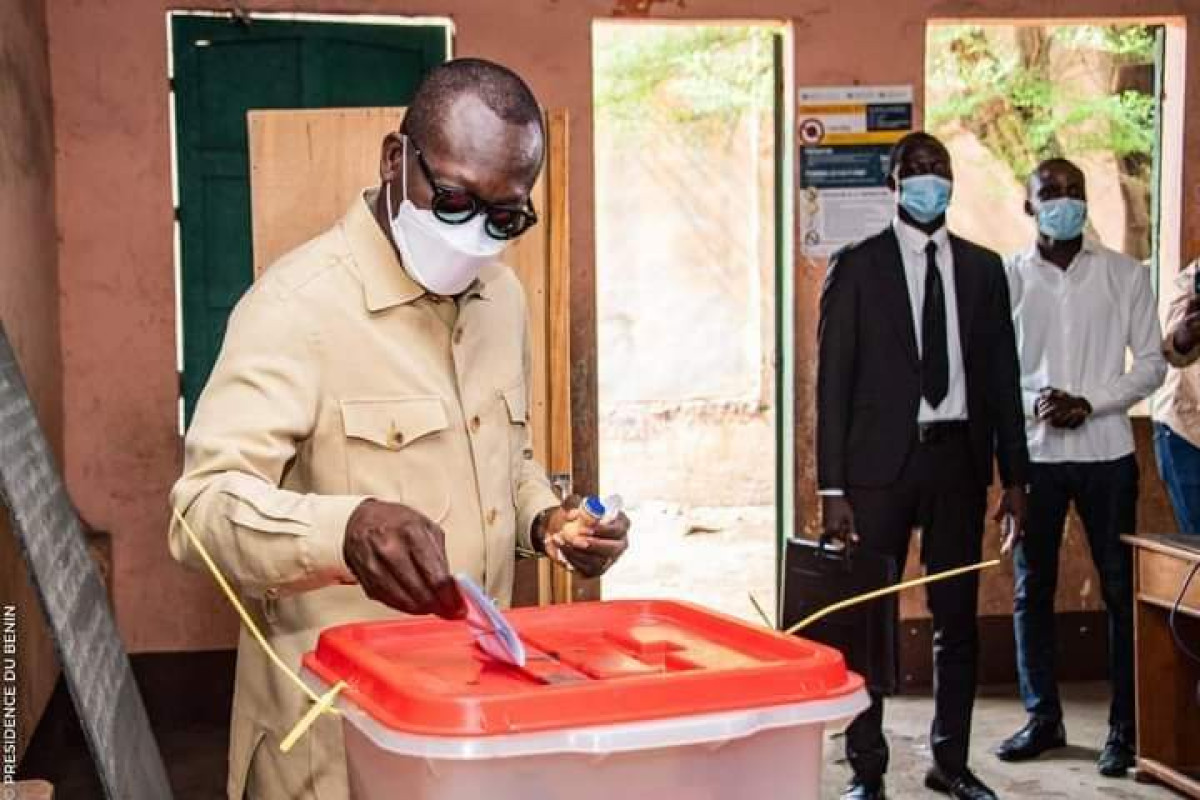 ELECTION PRÉSIDENTIELLE DU 11 AVRIL :  Le Bénin réalise un autre exploit  .Les citoyens ont voté dans la paix  . Des irrégularités notées par la plateforme électorale des Osc  . 16 arrondissements n&rsquo;ont pas voté selon la Cena