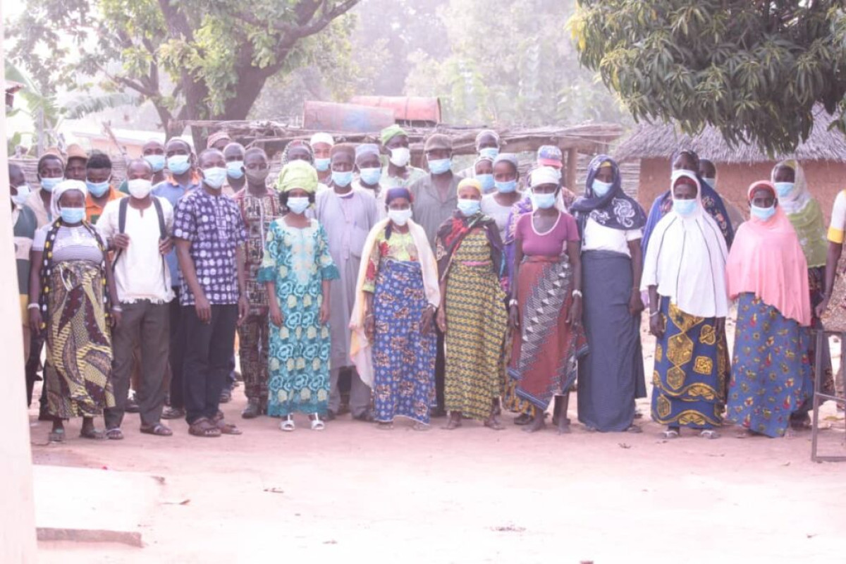 ATELIER COMMUNAUTAIRE DE COMMUNICATION SCIENTIFIQUE SUR LE GENRE ET LE PASTORALISME AU BENIN : Dr. Georges Djohy outille les groupements de femmes peules de Nikki et Gogounou