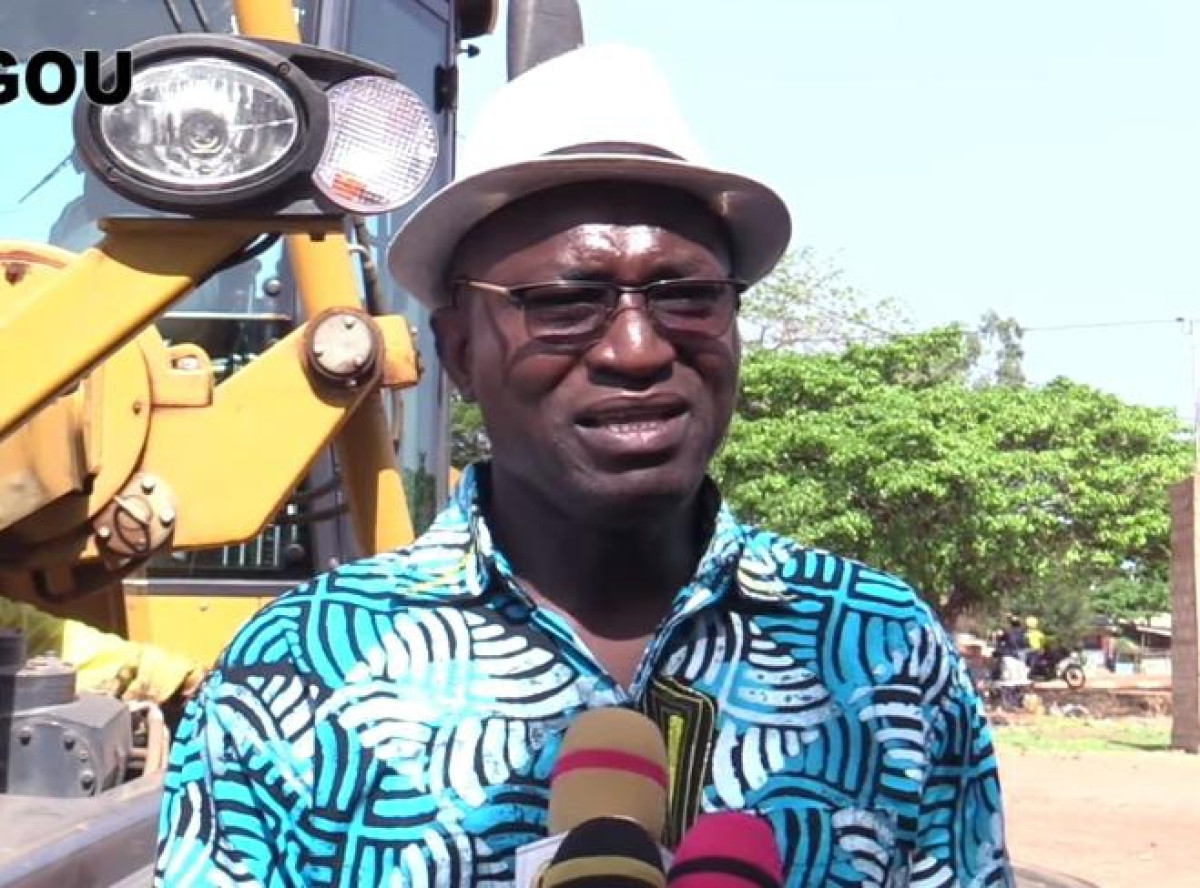 PARAKOU/TRAVAUX DE RECHARGEMENT DES VOIES ET SAISON PLUVIEUSE : «C’est une situation que nous suivons de très près», rassure le Dst Ghislain Agossadou