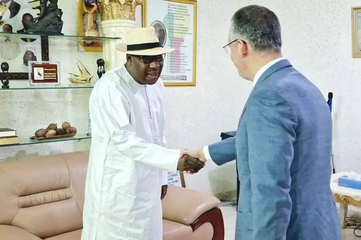 A/S DE LA DÉMOCRATIE EN AFRIQUE : Boni Yayi reçoit l&rsquo;ambassadeur Brian Shukan à son domicile