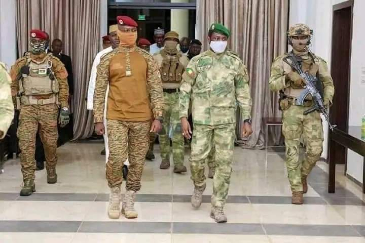 NIGER : Le Burkina et le Mali mettent en garde la Cedeao  .Toute intervention militaire sera considérée comme un acte de guerre