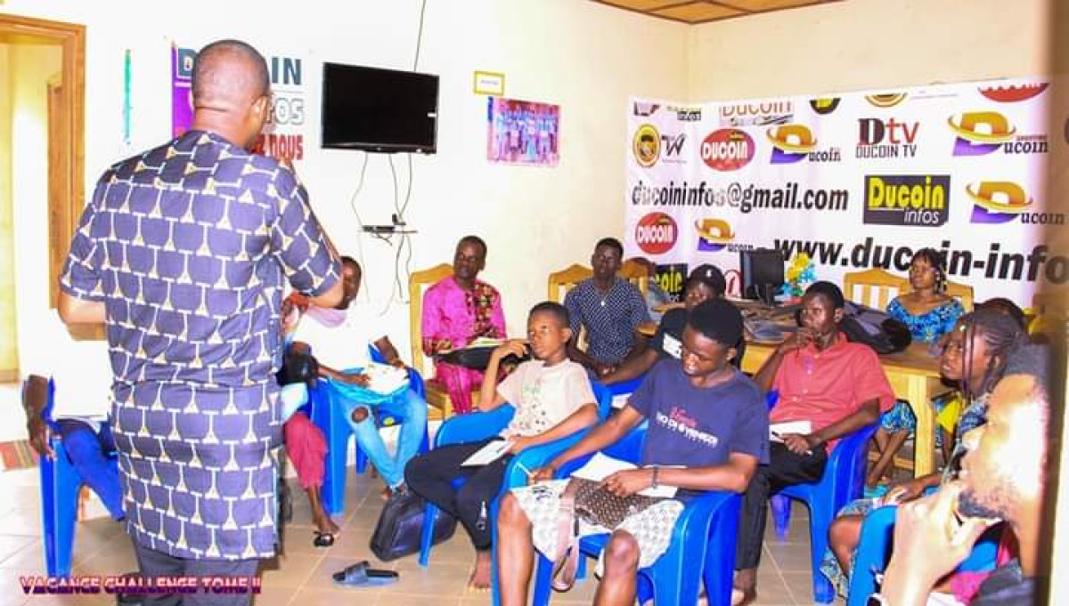 INITIATION DES JEUNES AU CADRAGE-MONTAGE, PHOTOGRAPHIE ET INFOGRAPHIE :  La formation a démarré au groupe de presse Ducoin Infos 