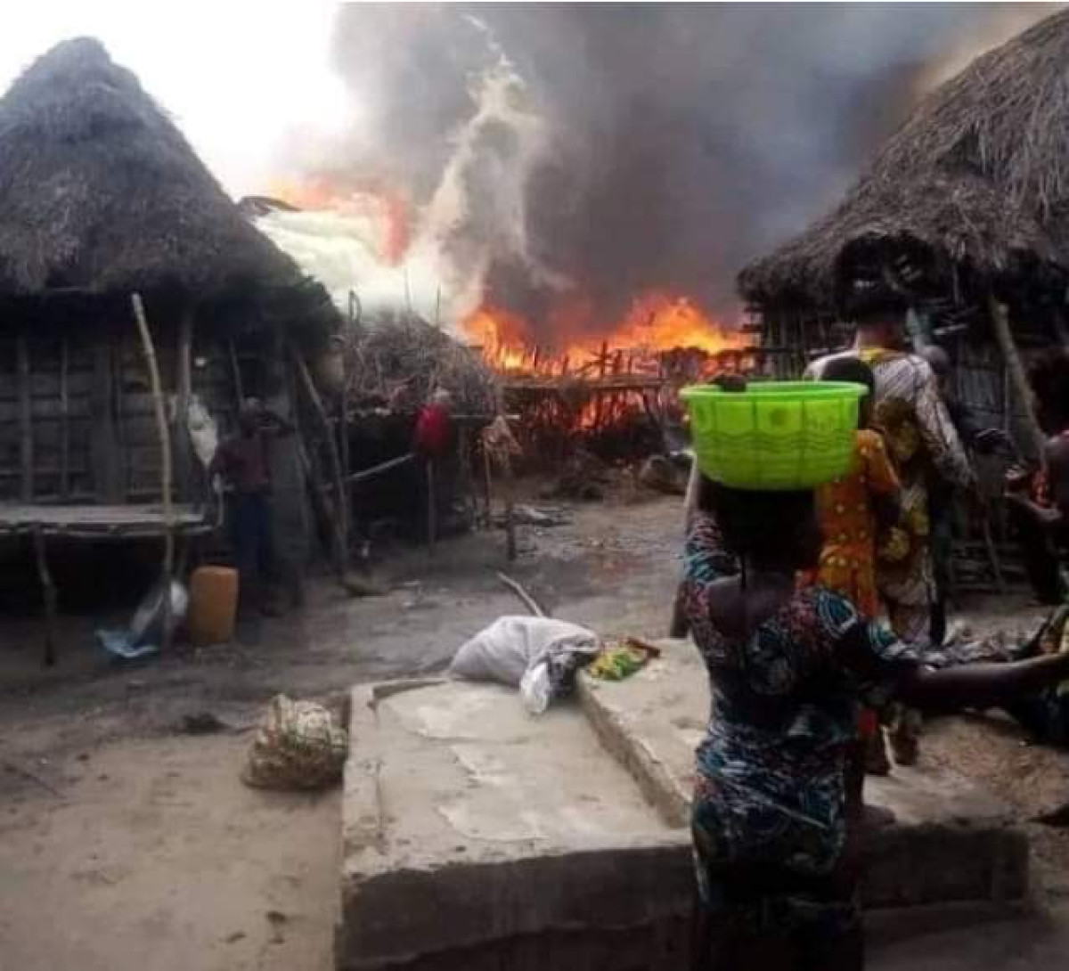 BÉNIN/AUX SINISTRÉS DE LA COMMUNE DE SO-AVA : Le gouvernement apporte son assistance humanitaire