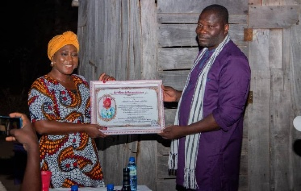 Pour ses actions de développement à Parakou: la ca Adizatou Arouna distinguée par l’Ong Ewa Afrika