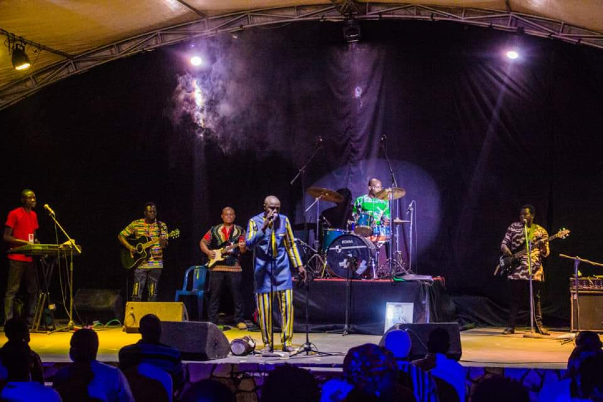 LANCEMENT D&rsquo;ALBUM DE BARASUNO :  « Gari », les paroles de l&rsquo;humanisme griotique sur le marché