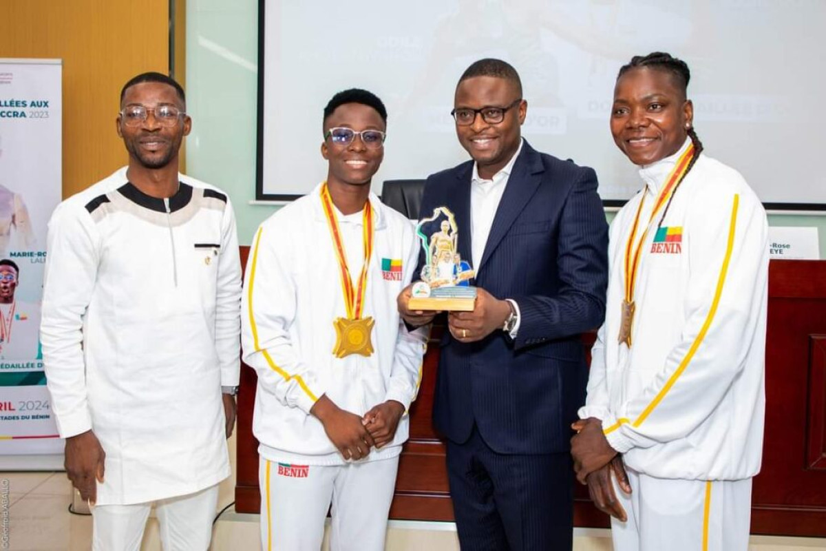 BÉNIN/APRES LEUR BELLE PERFORMANCE AUX JEUX AFRICAINS À ACCRA : Odile Ahouanwanou et Marie-Rose Laleye honorées par le gouvernement