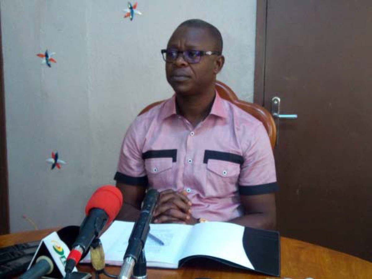 CONFÉRENCE DE PRESSE DU SG DE LA MAIRIE DE PARAKOU AU SUJET DE LA RÉFORME DES TAXI MOTOS