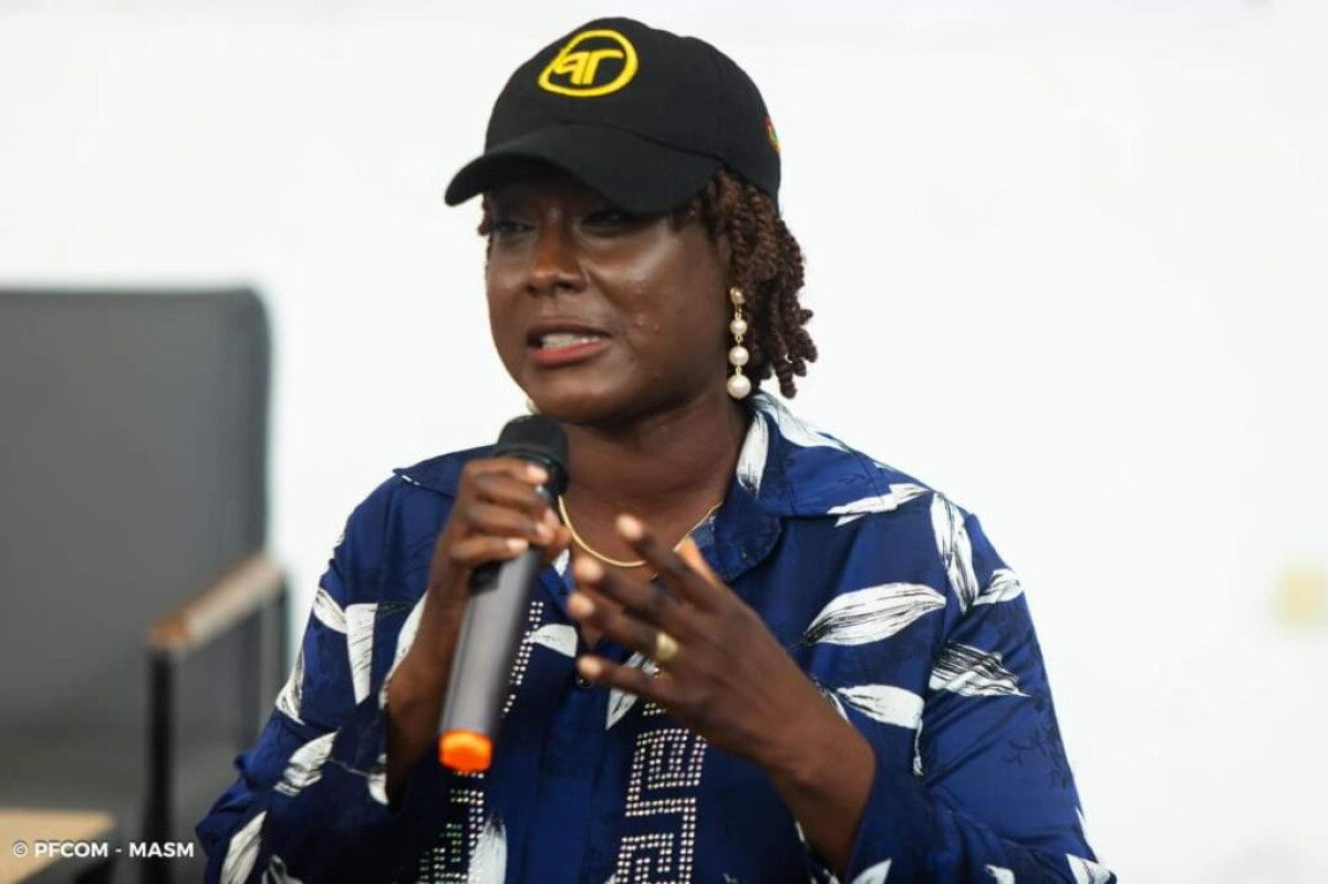 TOURNÉE D’EXCELLENCE « JEUNE FILLE D’AUJOURD’HUI, GRANDE DAME DE DEMAIN » : Adiza Harouna attise le leadership chez des jeunes filles du Borgou 