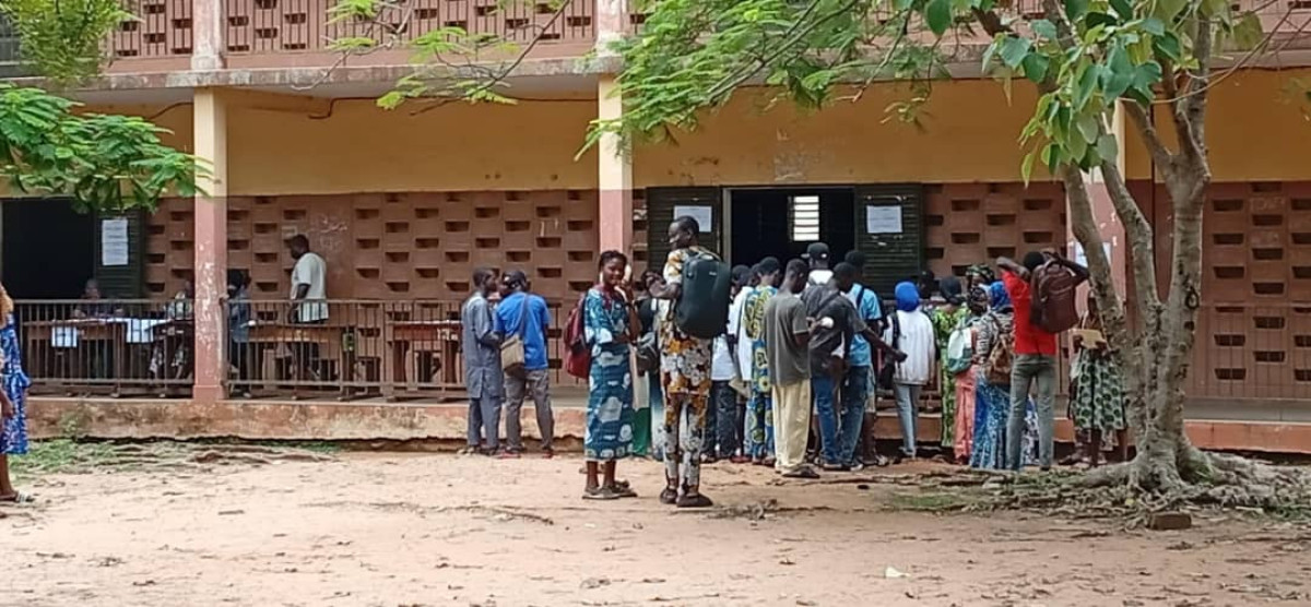 Retrait des relevés de notes du Baccalauréat 2025 à Parakou: les candidats ont hâte de découvrir leurs notes
