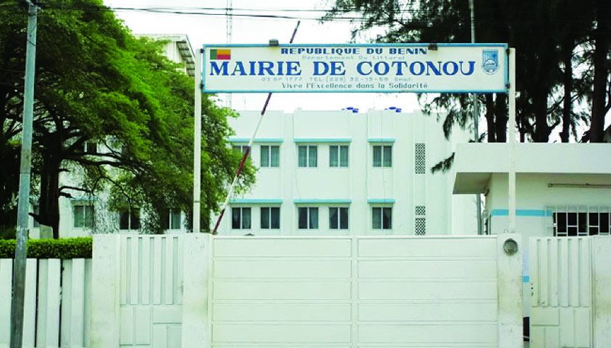 RÉFORME DU SECTEUR DE LA DÉCENTRALISATION AU BÉNIN : Le sort des administrations locales scellé sur l&rsquo;autel d&rsquo;une réforme trop intelligente  . Les faiblesses de la réforme qui risquent de plomber le développement des communes