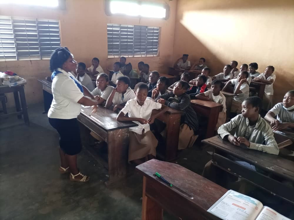 LUTTE CONTRE LE CHANGEMENT CLIMATIQUE À PARAKOU : L&rsquo;association des guides du Bénin forme des élèves filles