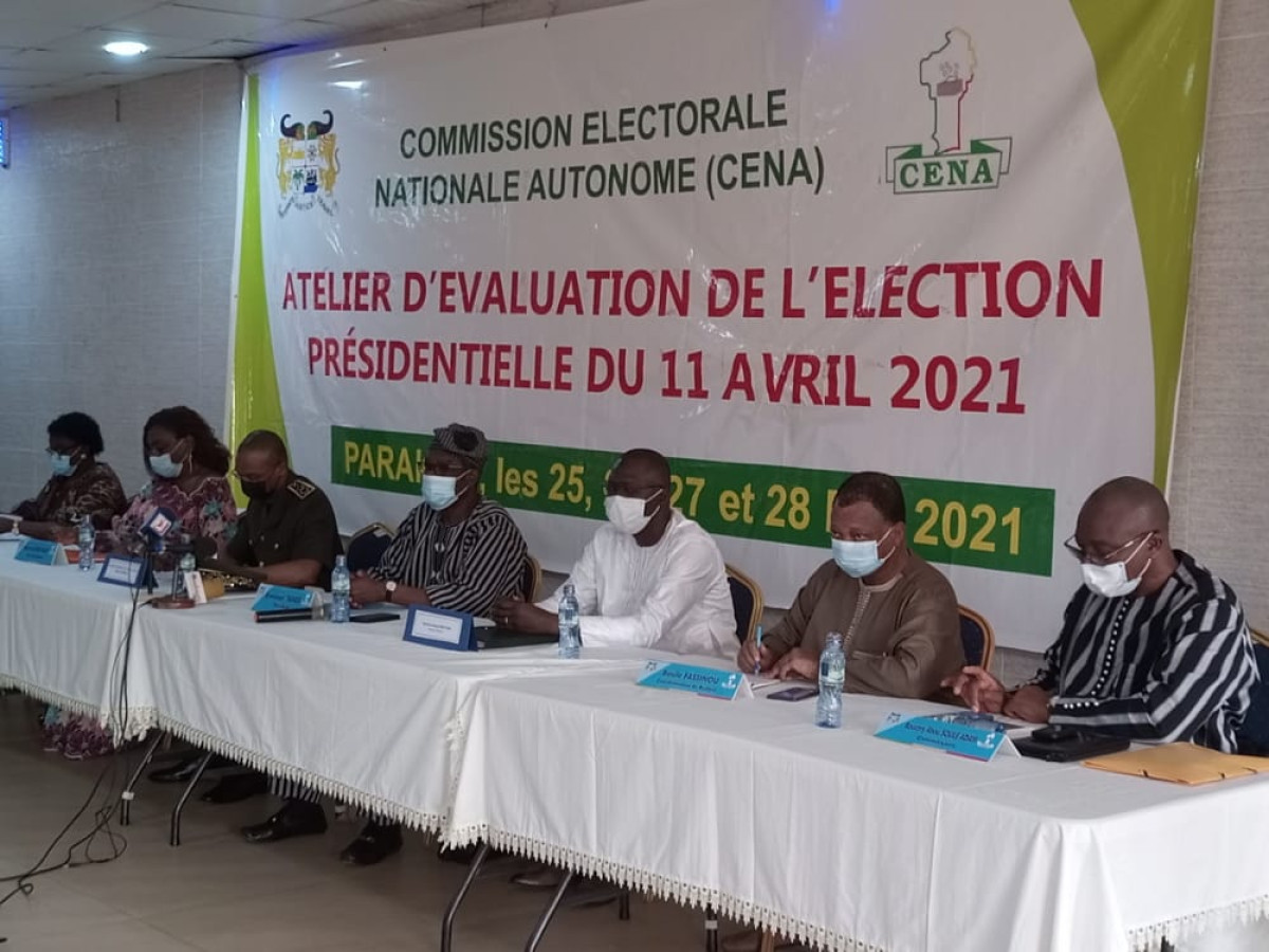 CLOTURE DE L’ATELIER D&rsquo;EVALUATION DE LA PRESIDENTIELLE D&rsquo;AVRIL DERNIER : Mission accomplie pour Tiando et son équipe . Vers la relecture du code électoral