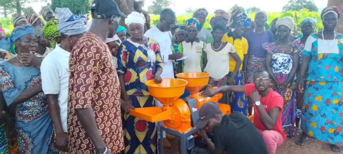 AUTONOMISATION DE LA GENT FÉMININE EN DIFFICULTÉS : Moïse Kérékou dote les femmes de Bantè, Cobly et Boukombé en matériel