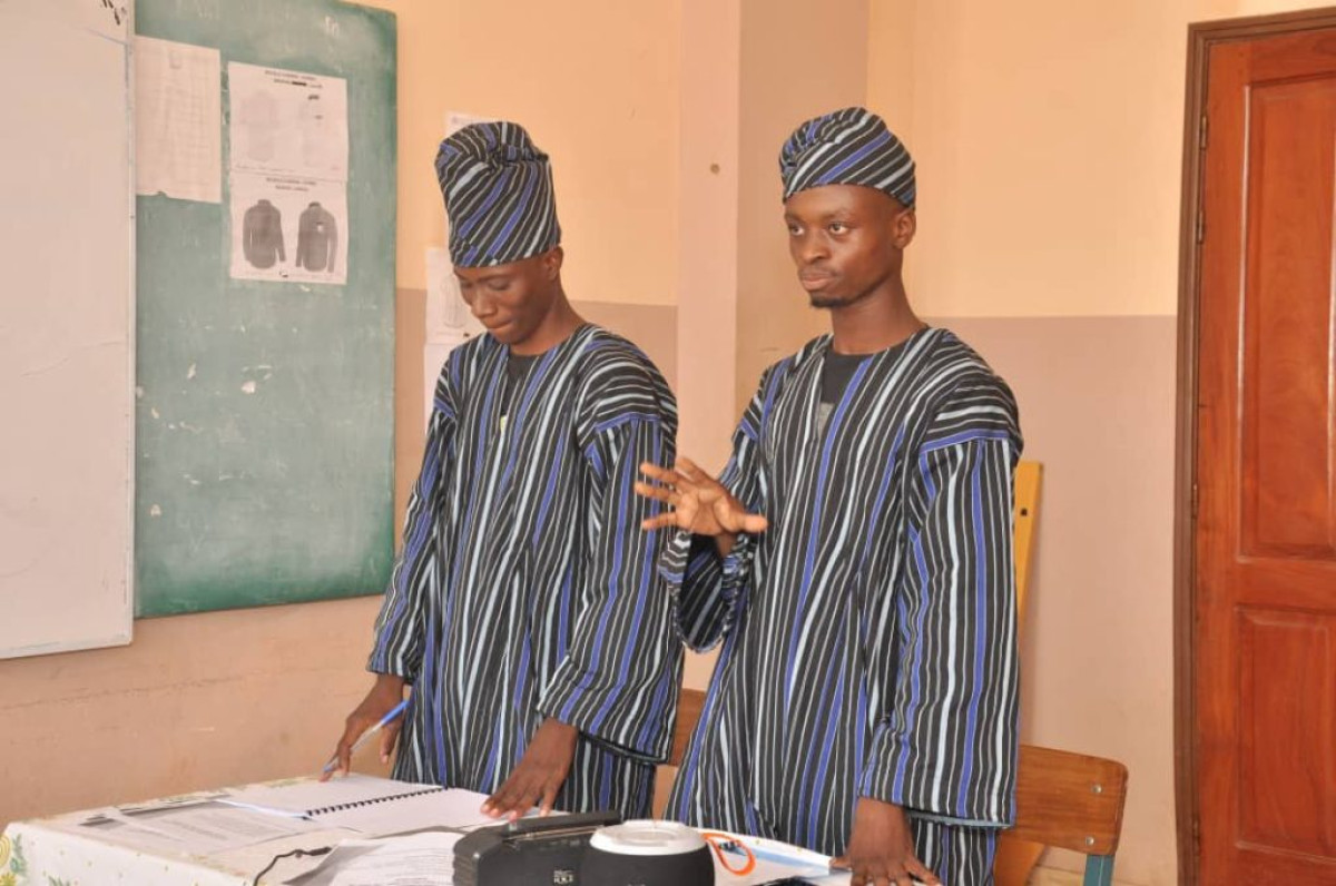 CULTURE : La tenue traditionnelle Tako en milieu Baatonu dans toute sa diversité . Fruits des travaux de recherches en licence de Raoul Séké et Kantchouan Nouanti