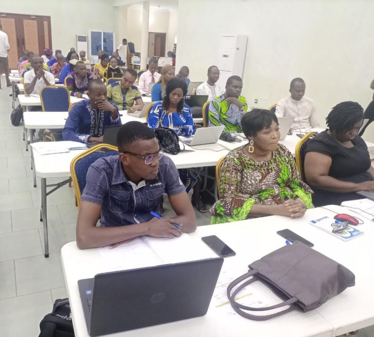 ATELIER BILAN À MI-PARCOURS DE L&rsquo;EXÉCUTION DES PROJETS FINANCÉS PAR LE FOSIR : Satisfaction pour la Coopération Suisse et son partenaire Gfa consulting group