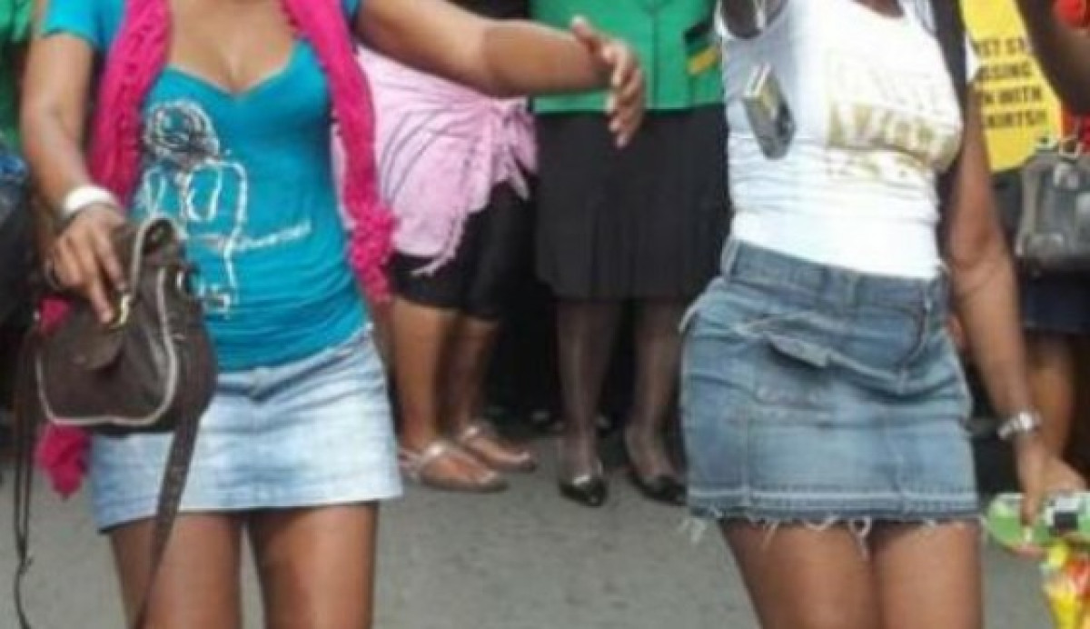 HABILLEMENTS INDESCENTS DES JEUNES FILLES DANS LES EGLISES DE PARAKOU : Comment certains prêtres découragent le phénomène