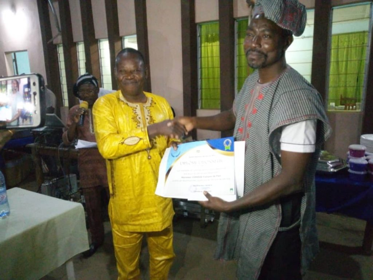 CÉLÉBRATION DE LA FÊTE DE PRODUCTION A LA SONEB BORGOU-ALIBORI : Char-Habilou Mama distingue ses collaborateurs méritants