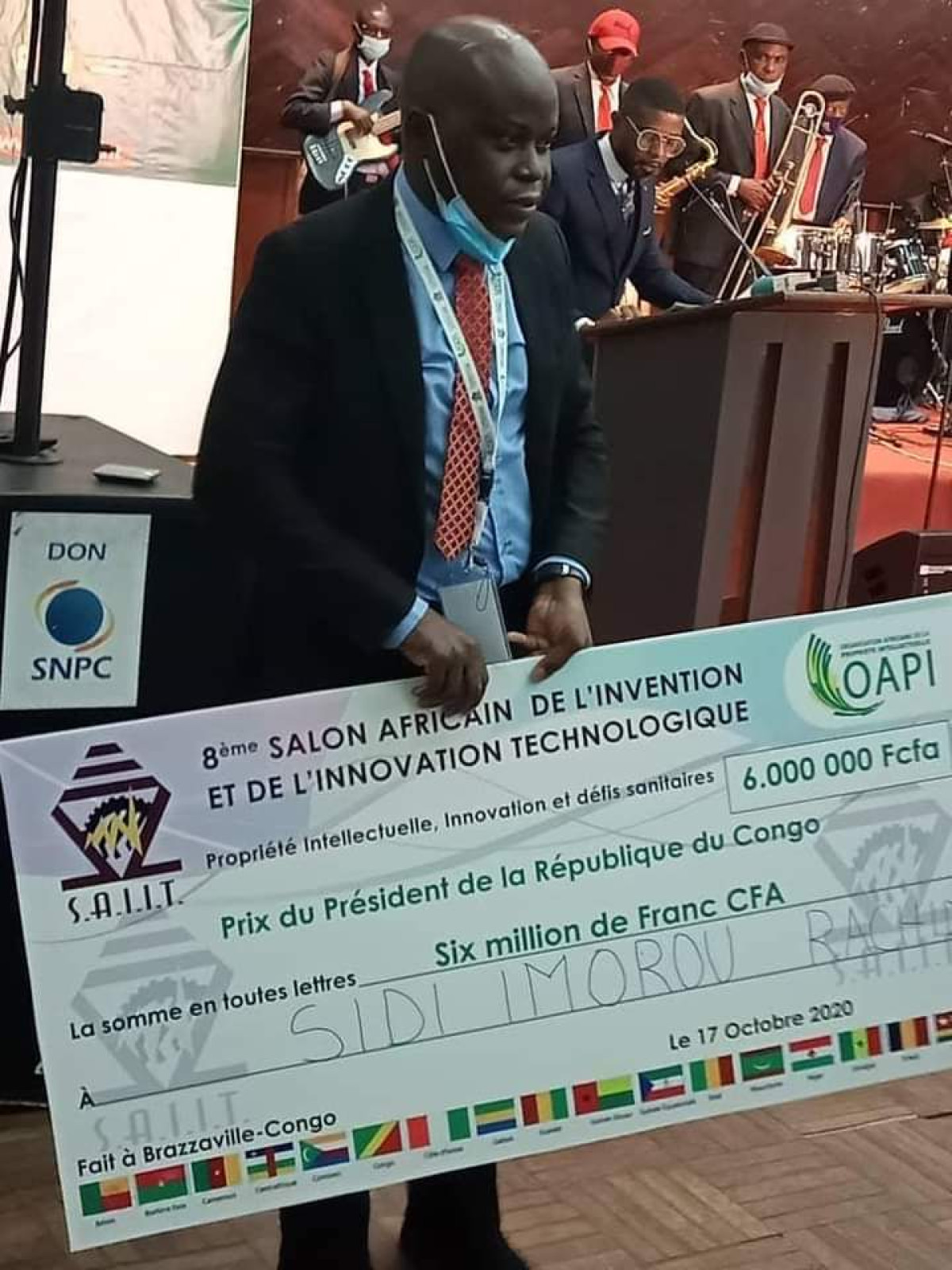 PRIX DU SALON AFRICAIN DE L’INVENTION ET DE L’INNOVATION TECHNOLOGIQUE : A travers son invention, le béninois Rachidi Sidi Imorou remporte le 1er prix