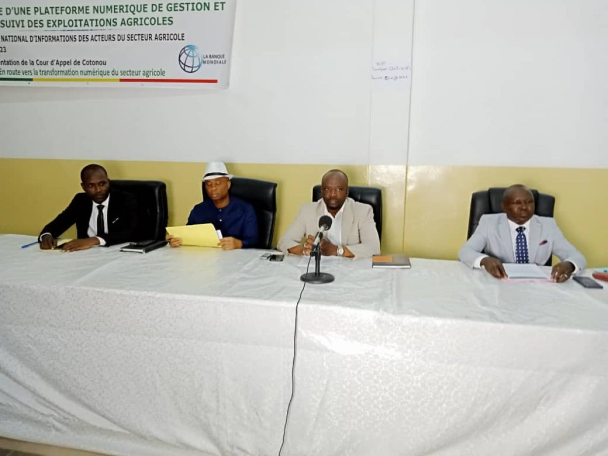 CONCEPTION DE LA PLATEFORME NUMÉRIQUE DE GESTION ET DE SUIVI DES EXPLOITATIONS AGRICOLES : Le ministère du numérique et ses partenaires informent les acteurs du secteur agricole