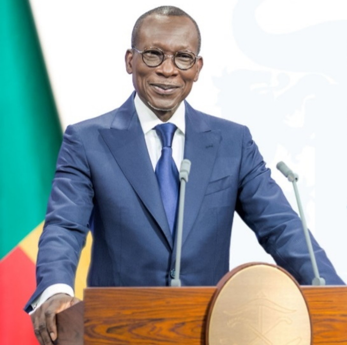 ACTE 2 DU DIALOGUE POLITIQUE AU BÉNIN : Talon convie les partis politiques à la table de négociation . Le 10 octobre, la date de tous les espoirs