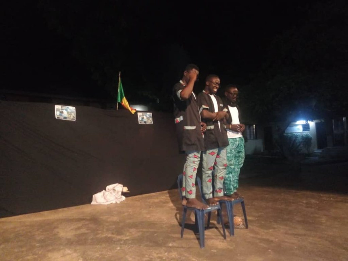 SOIRÉE DE CONTES AU CLAIR DE LUNE À PARAKOU  : Pari gagné pour Koudoussou Laourou