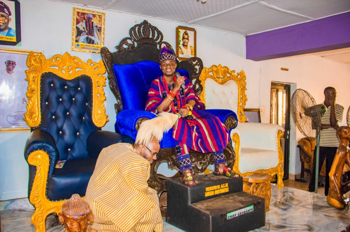 Diplomatie culturelle active entre le Bénin et le Nigeria: Dr Mouhamed Akintola élevé haut dignitaire de la cour royale d’Ilara