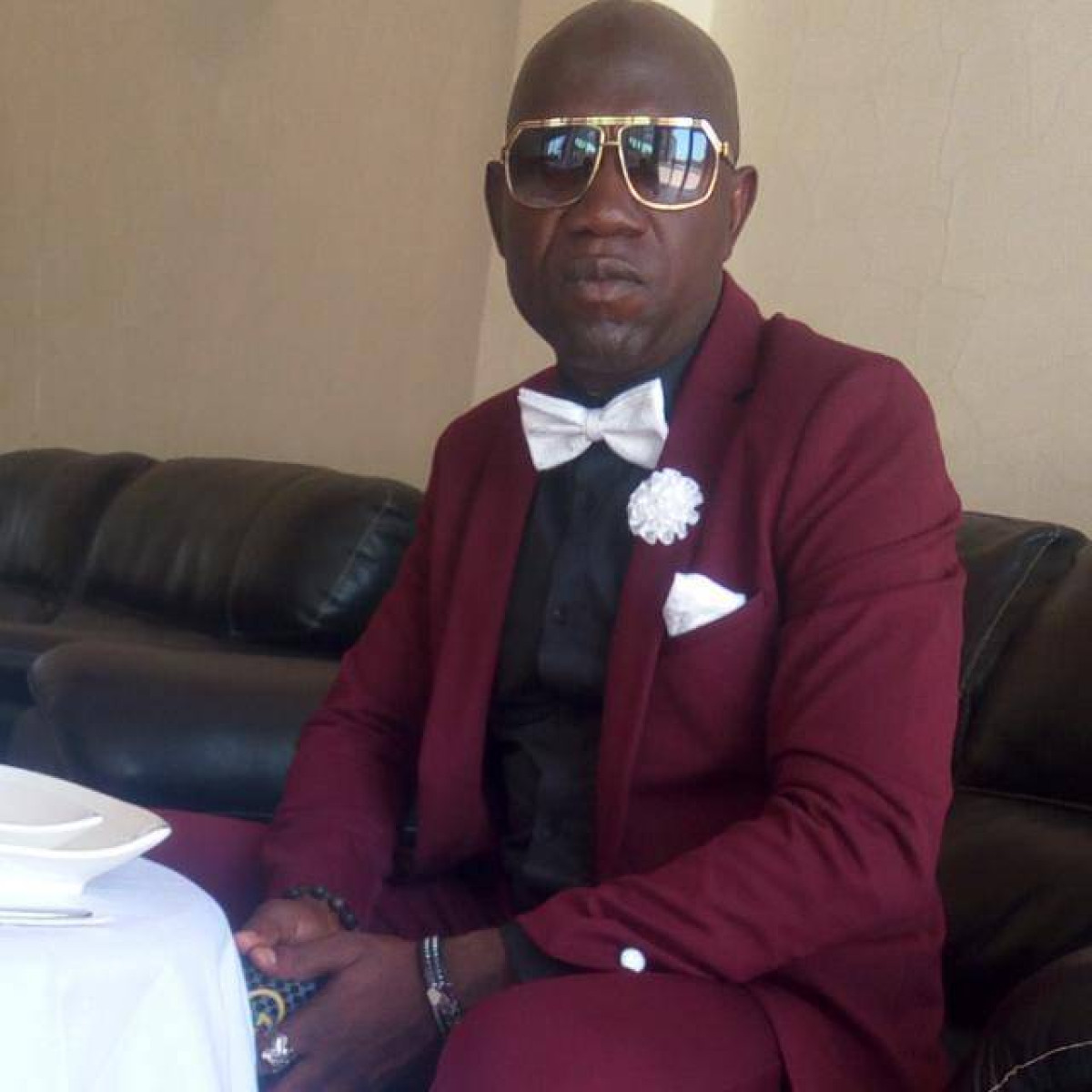 AZIZ TOURE L’AMBIANCEUR,  Un artiste polyvalent hors du commun