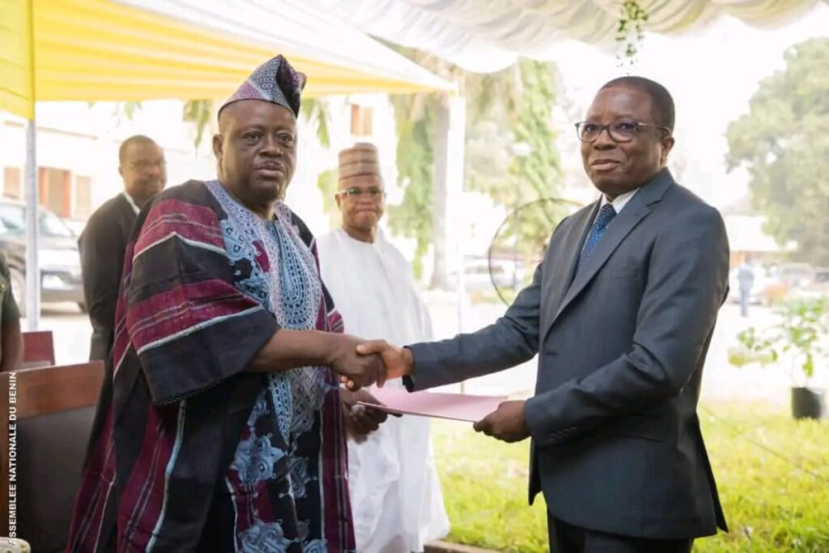 ASSEMBLÉE NATIONALE DU BÉNIN : Louis Vlavonou reçoit les vœux et le soutien du personnel
