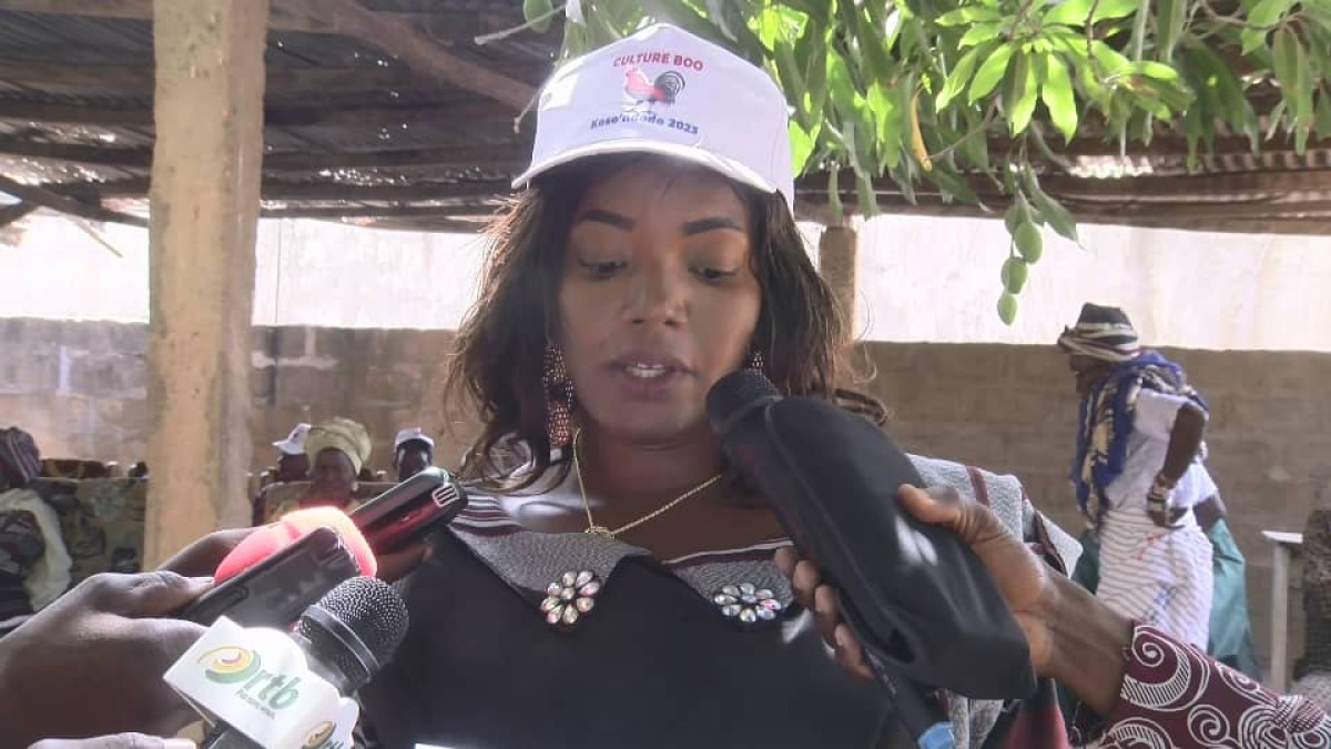 2ÈME ÉDITION DE LA FÊTE DES MOISSONS DU SORGHO : L’Afebo réunit la communauté Boo du Bénin autour de sa culture . Pari gagné pour Roukiatou Bio Faï et son équipe