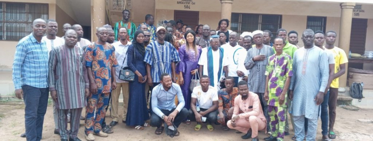 EN SÉANCE DE REDDITION DE COMPTE À PARAKOU ET ABOMEY-CALAVI : Le maire de Péhunco mobilise la diaspora pour la mise en œuvre du Pdc 4  . Les participants satisfaits de la gestion du maire Koto Orou Maré 