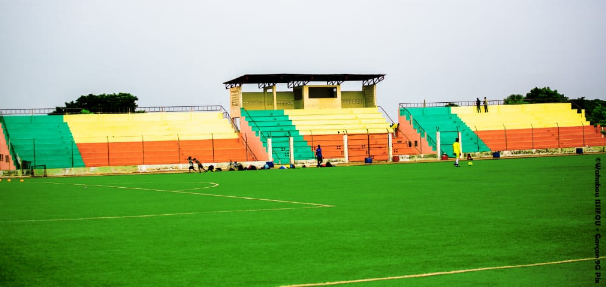 2E ÉDITION DES GRANDES RETROUVAILLES DES MEMBRES DU FORUM FND : Le Parrain Djibril Mama Cissé donne un autre visage au stade de Parakou