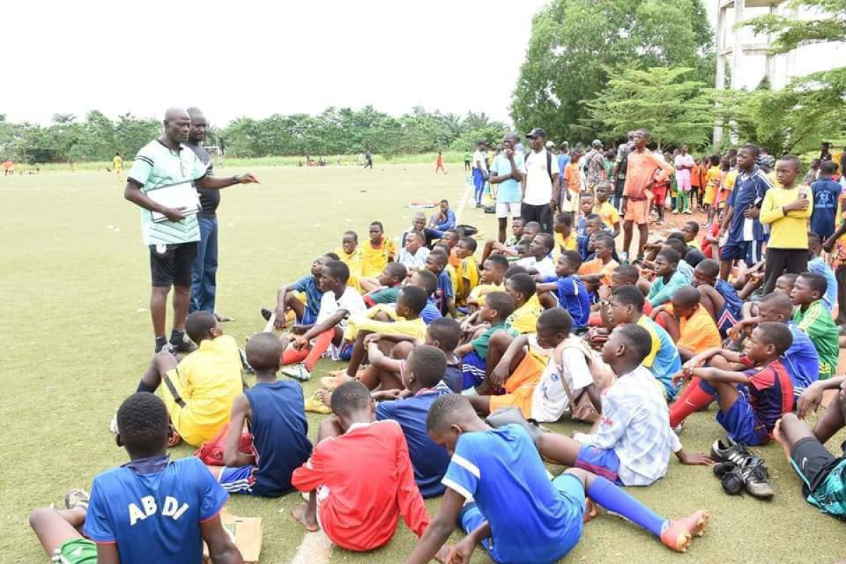 FOOTBALL/DÉMARRAGE EFFECTIF DES TESTS DE DÉTECTION POUR LE CENTRE DE N’DALI : La Fbf du président de Chacus, pour une formation à la base