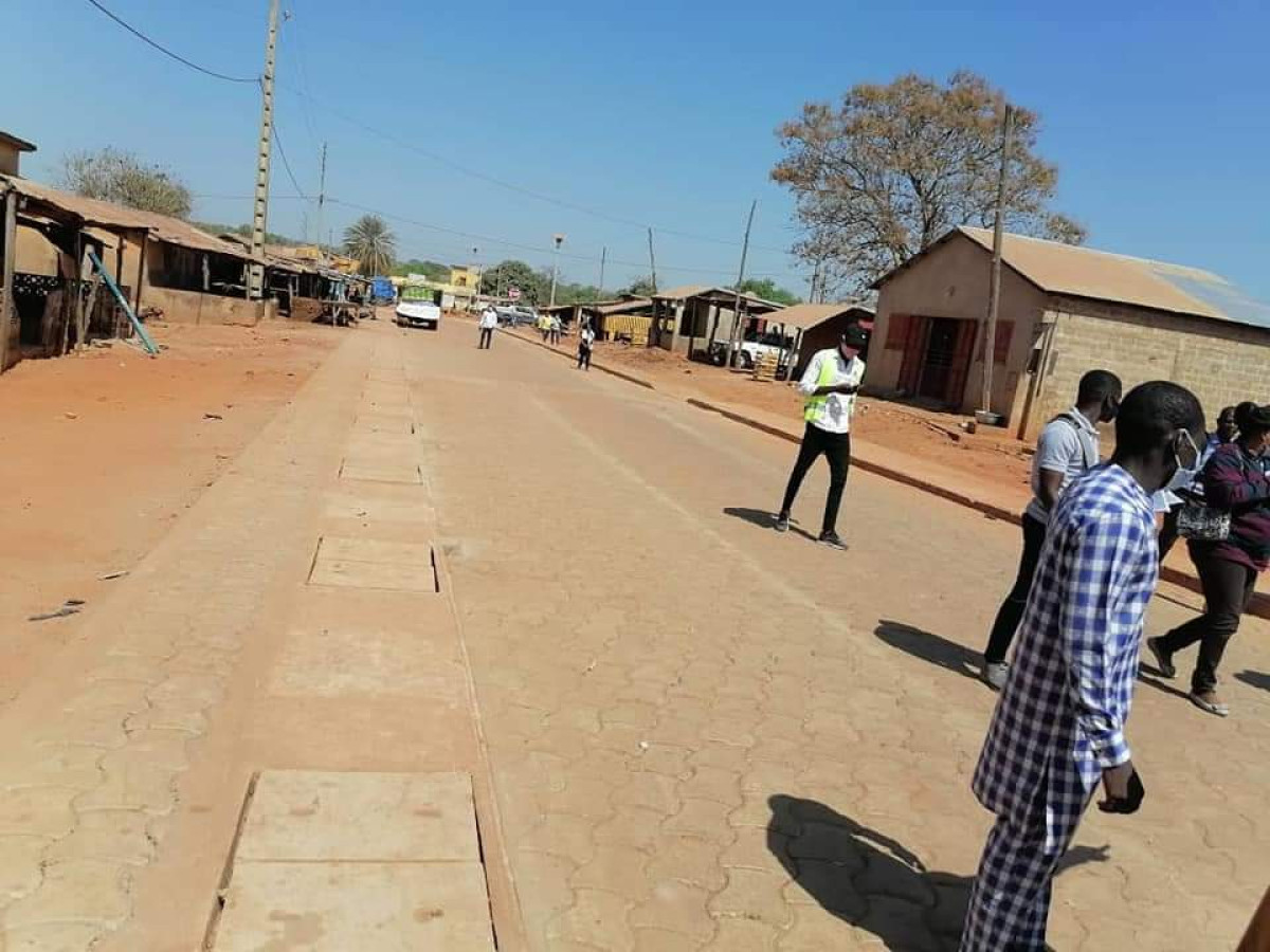 COMMUNE DE KALALÉ : Les travaux de pavage de 2km de rues réceptionnés provisoirement