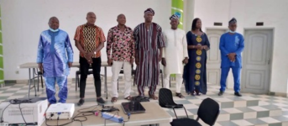 NOUVEAU BUREAU DE L’ASSOCIATION BÉNINOISE DE GÉOGRAPHIE : Adrien Dossou-Yovo Président, Aboubakar Kissira Vice-président