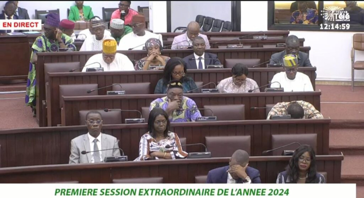 ASSEMBLÉE NATIONALE DU BÉNIN : Les travaux de la première session extraordinaire démarrés