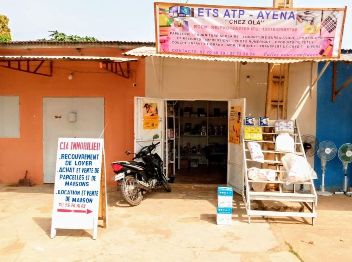 POUR TOUT BESOIN DE FOURNITURES SCOLAIRES, BUREAUTIQUES ET INFORMATIQUES : L&rsquo;établissement Atp-Ayéna, le leader à Parakou