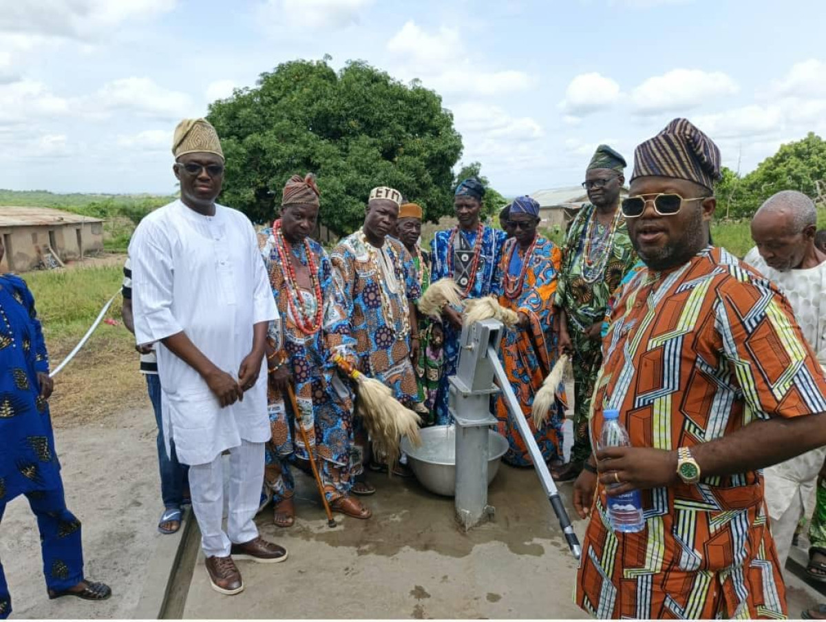 Savè/Réalisation de projet socio-communautaire à l’occasion de la fête identitaire: l’association Ègbè Ibilè fait don de forage à Alafia